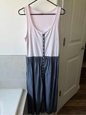 GAP Sleeveless Two-Tone Button-Front Midi Dress in Light Pink and chambray